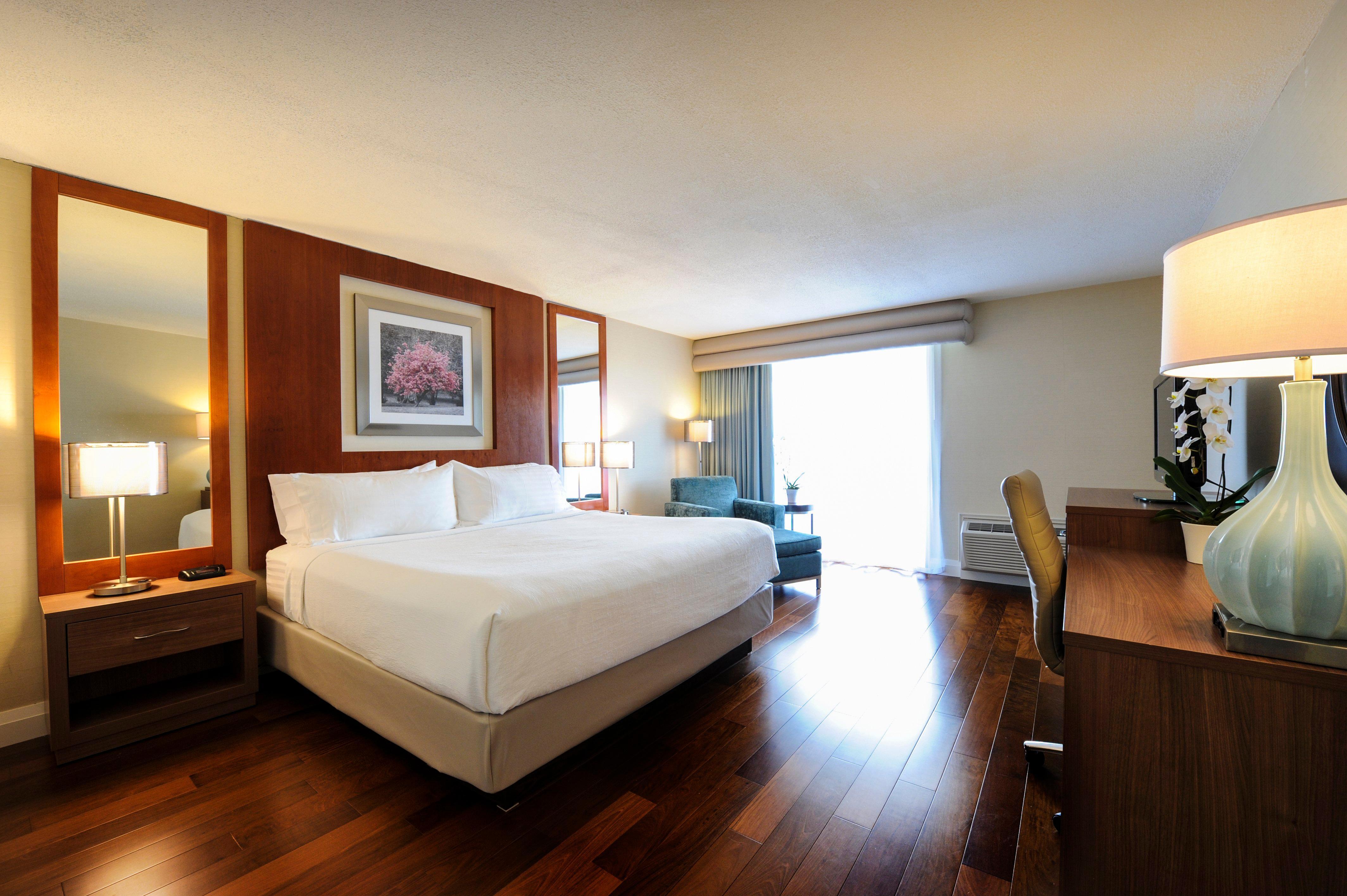 Holiday Inn Niagara Falls-By The Falls By Ihg Exterior photo