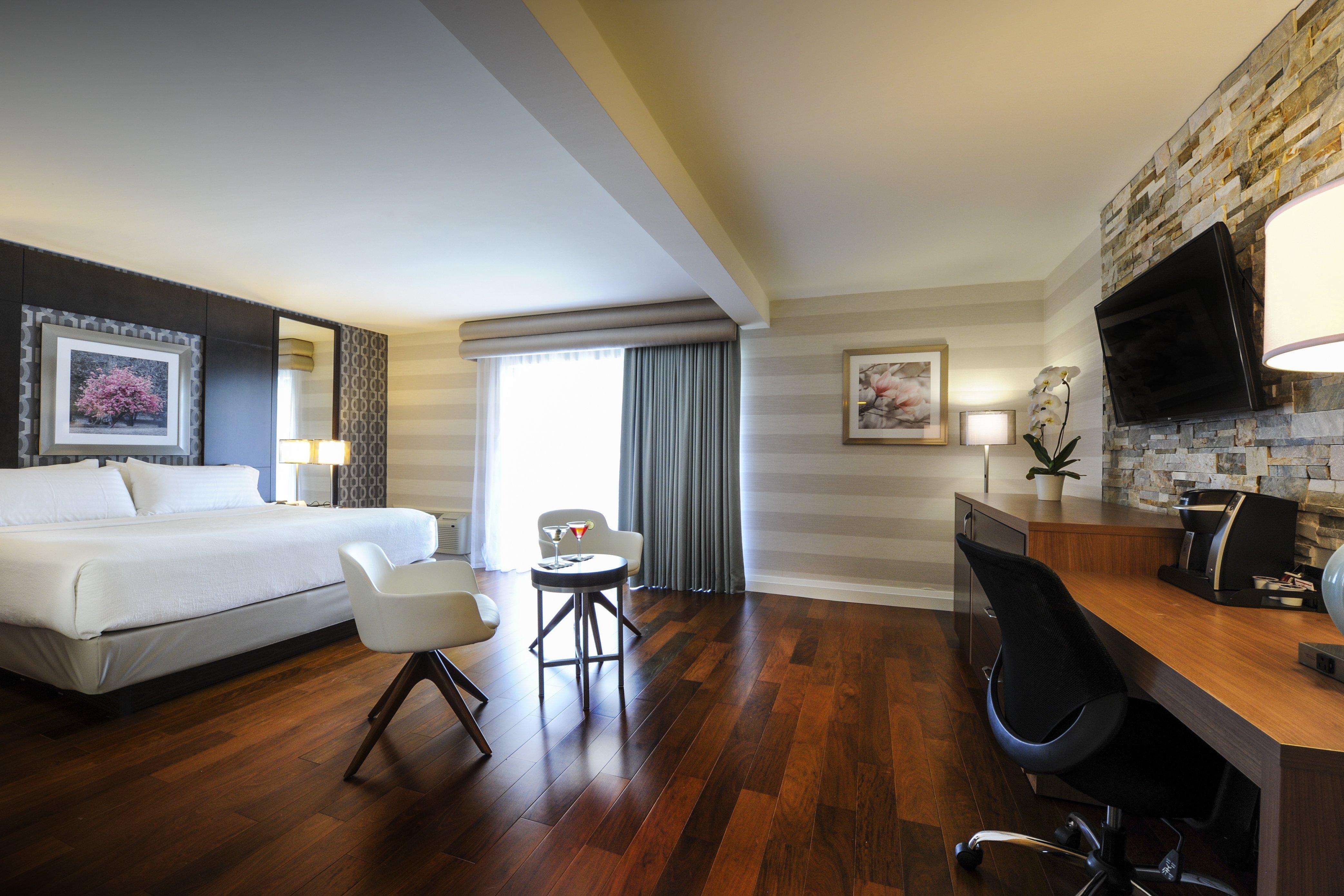 Holiday Inn Niagara Falls-By The Falls By Ihg Exterior photo