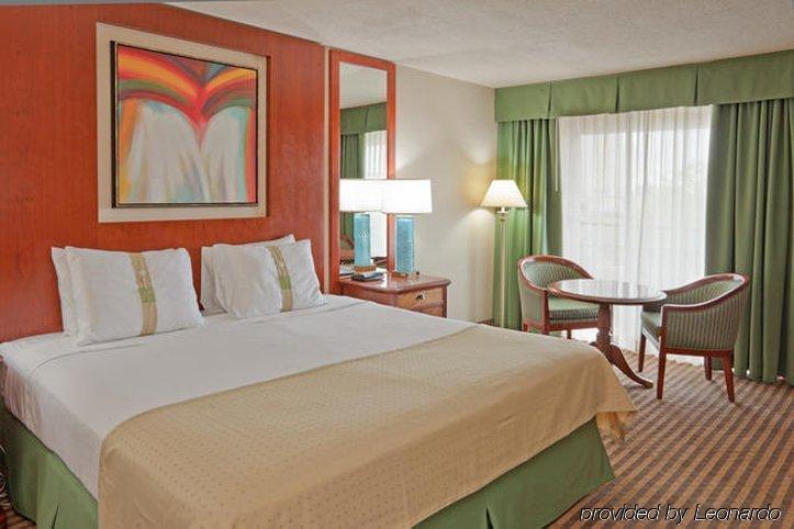 Holiday Inn Niagara Falls-By The Falls By Ihg Room photo