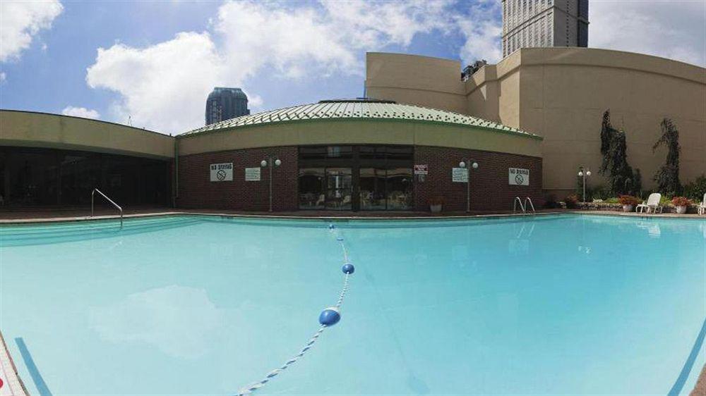 Holiday Inn Niagara Falls-By The Falls By Ihg Exterior photo